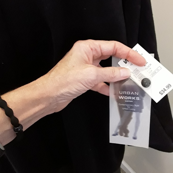 Urban Works black mock 2pc sweater size 2X 18/20 - Picture 4 of 4